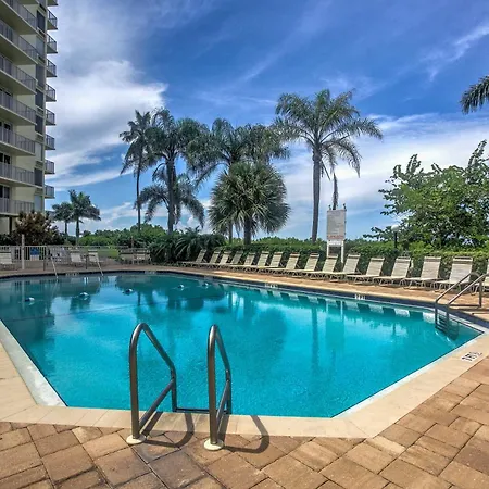 Fort Myers Beach Studio - Sunset And Ocean Views! Exterior photo