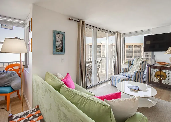 Fort Myers Beach Studio - Sunset And Ocean Views!