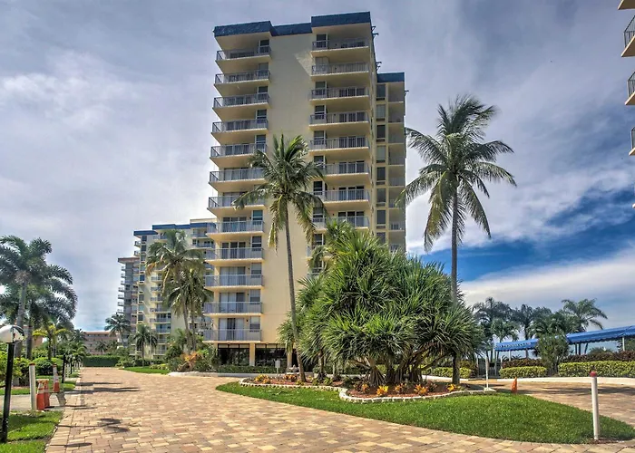 Fort Myers Beach Studio - Sunset And Ocean Views!