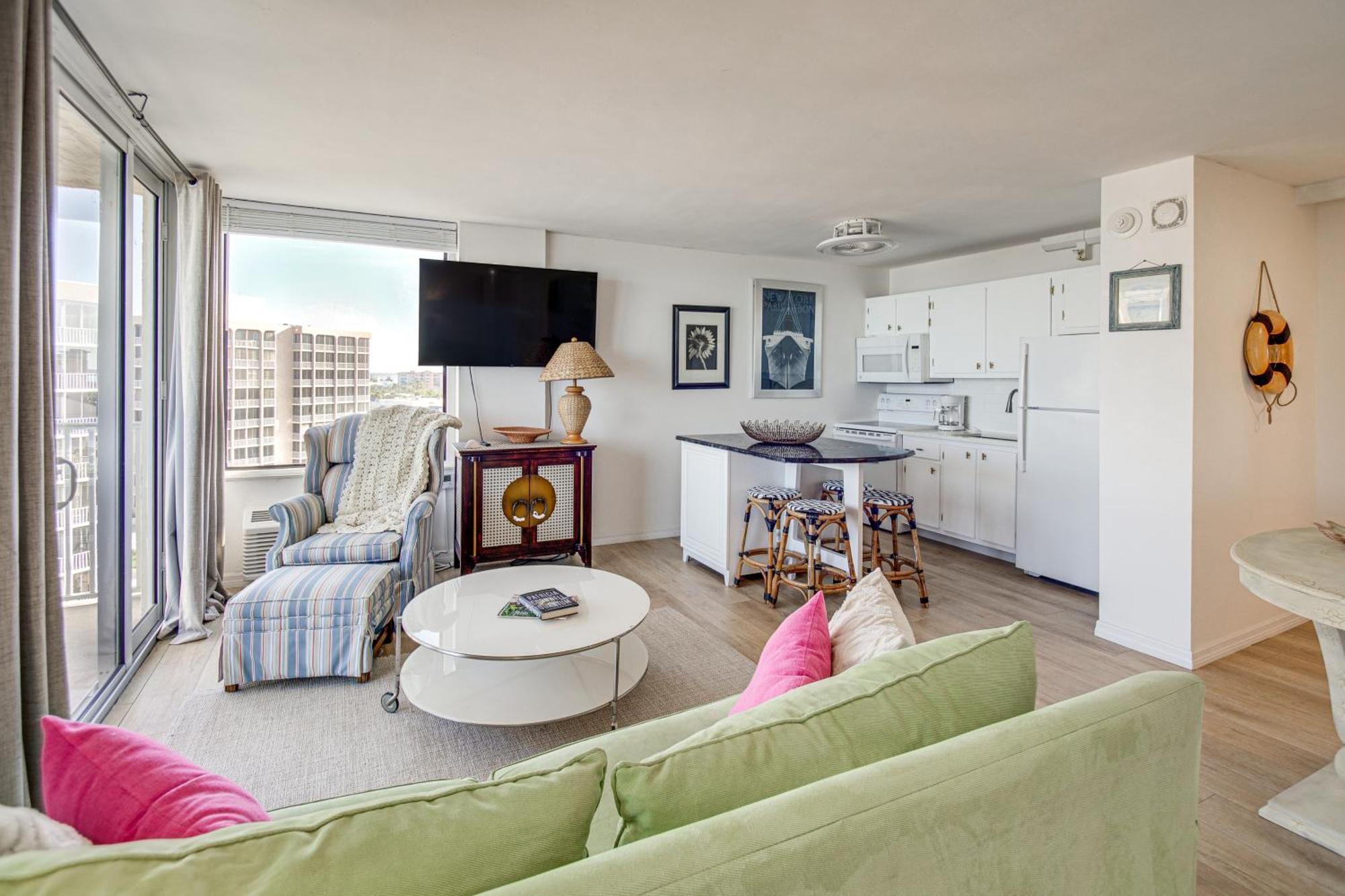 Myers - Sunset And Ocean Views!